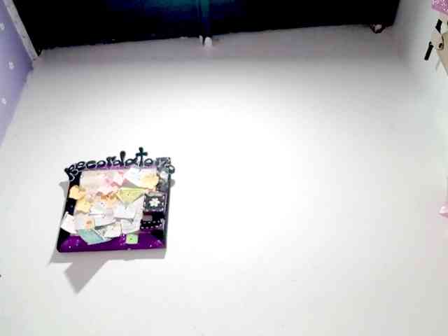 PetiteIvoryqueens webcam