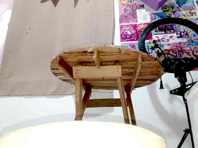 PetiteIvoryqueens webcam