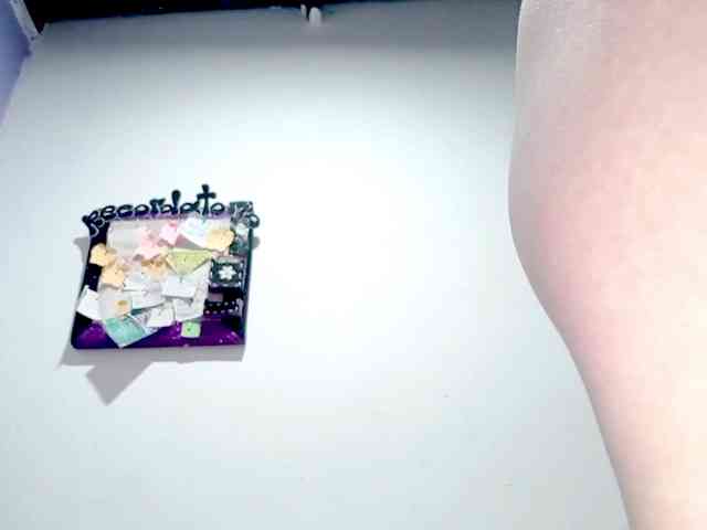 PetiteIvoryqueens webcam