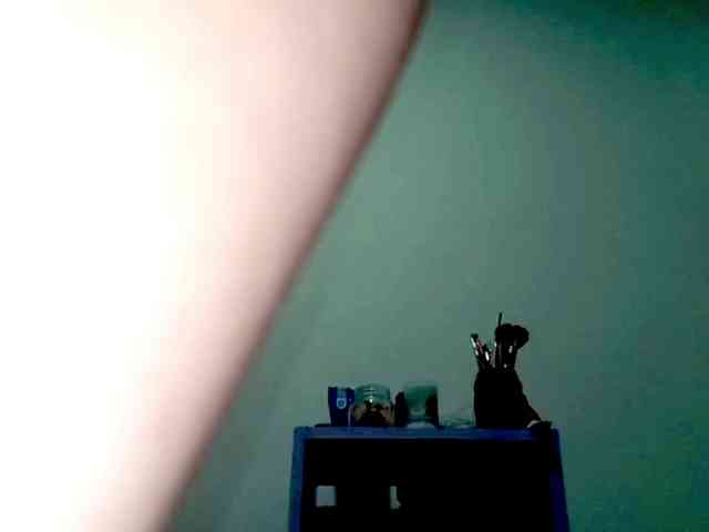 PetiteIvoryqueens webcam