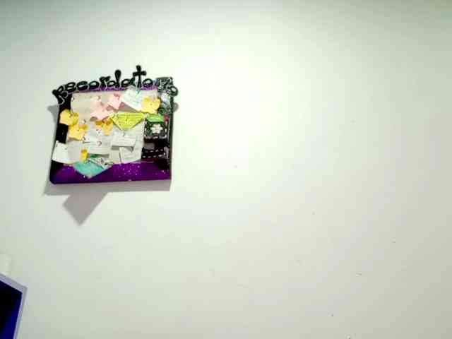 PetiteIvoryqueens webcam