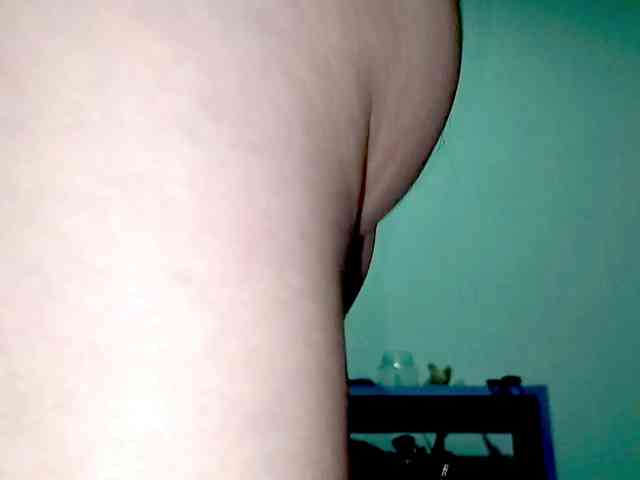 PetiteIvoryqueens webcam