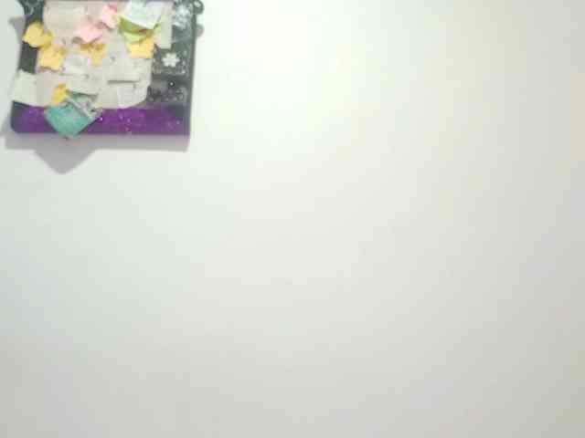 PetiteIvoryqueens webcam