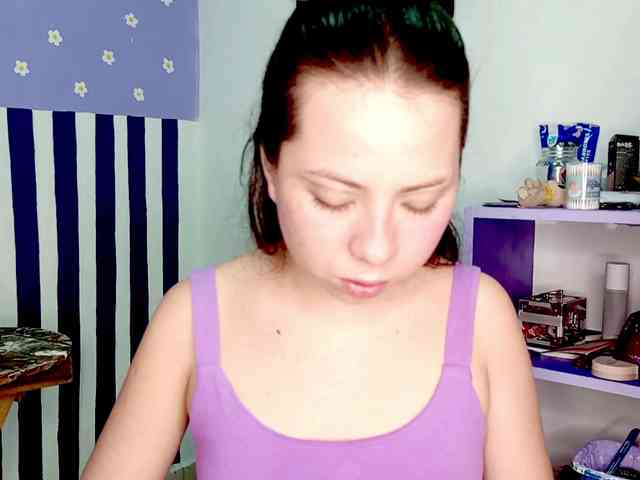 PetiteIvoryqueens webcam