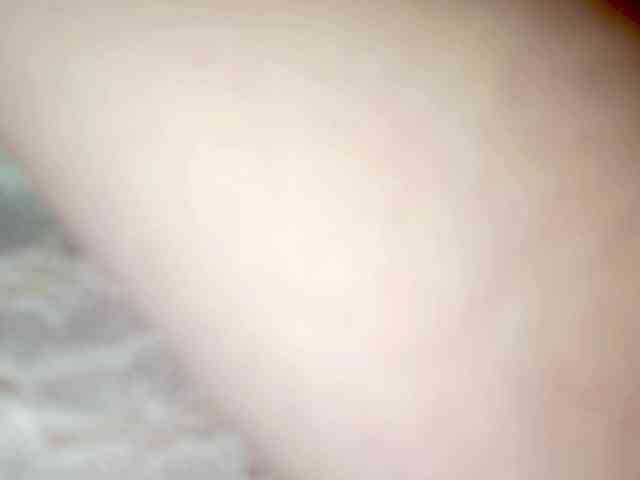PetiteIvoryqueens webcam