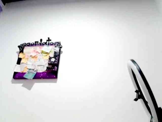 PetiteIvoryqueens webcam