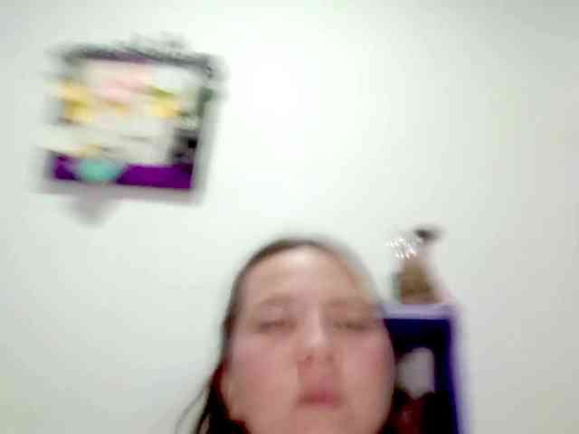 PetiteIvoryqueens webcam