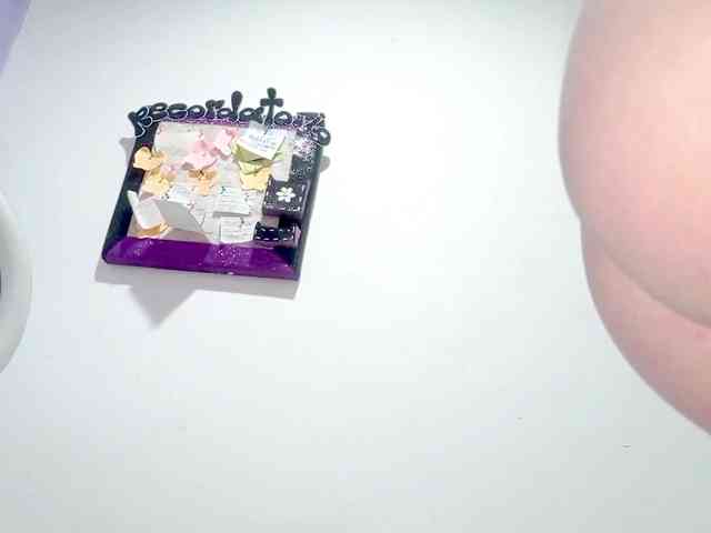 PetiteIvoryqueens webcam