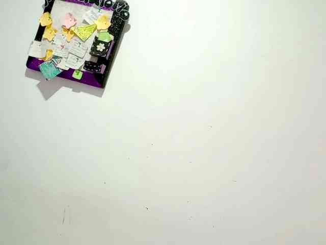 PetiteIvoryqueens webcam