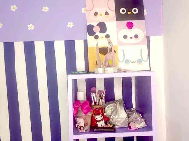 PetiteIvoryqueens webcam