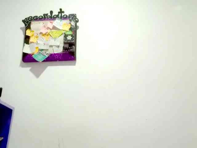 PetiteIvoryqueens webcam