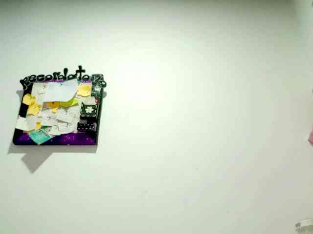 PetiteIvoryqueens webcam