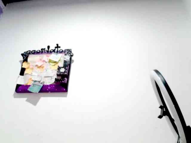 PetiteIvoryqueens webcam