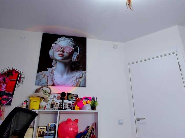 Evalore live cam on BongaCams