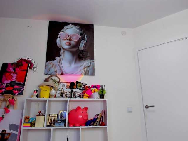 Evalore live cam on BongaCams
