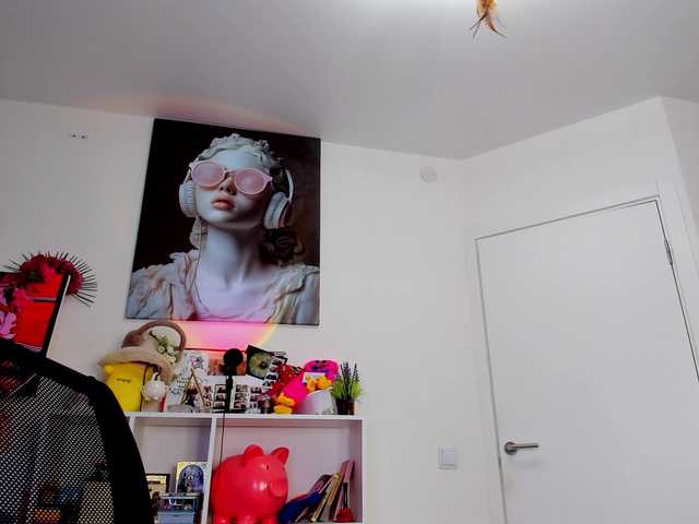 Evalore live cam on BongaCams