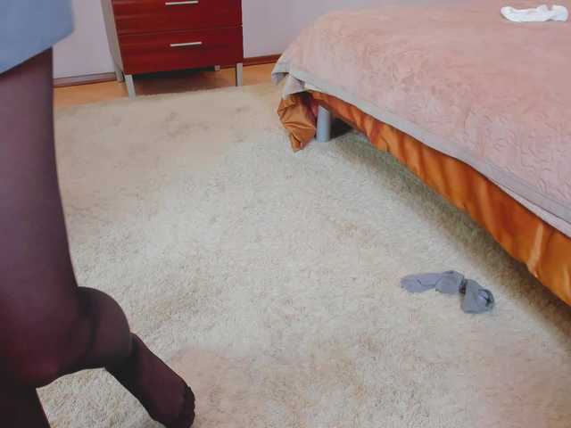 PantyhoseLegs_Ann