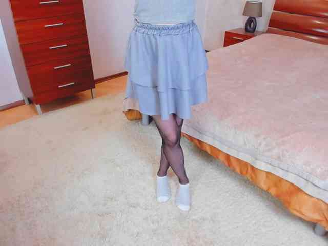 PantyhoseLegs_Ann