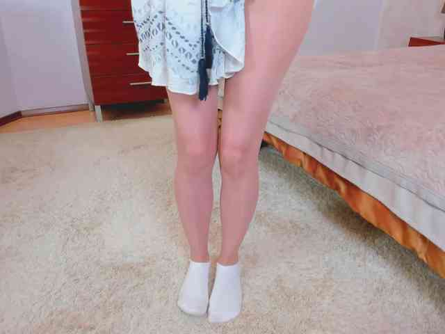 PantyhoseLegs_Ann