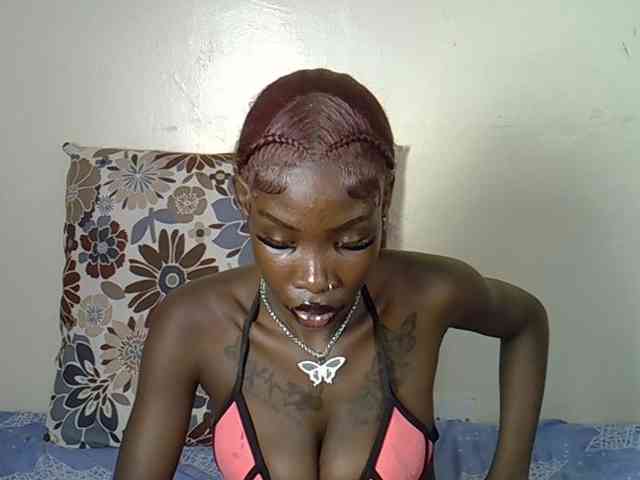 Petitelunar bongacams