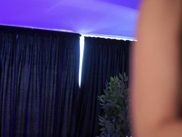 AishaBee live cam on BongaCams