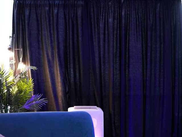 AishaBee live cam on BongaCams