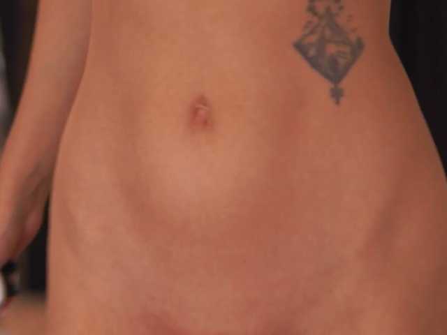AishaBee live cam on BongaCams