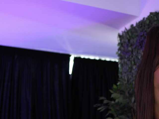 AishaBee live cam on BongaCams