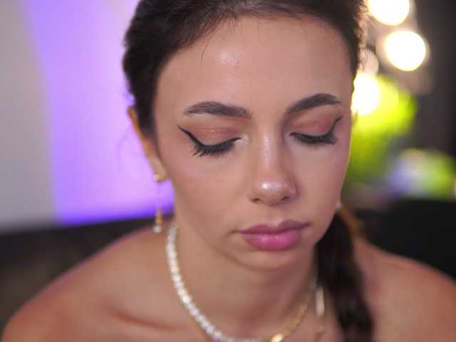 AishaBee
