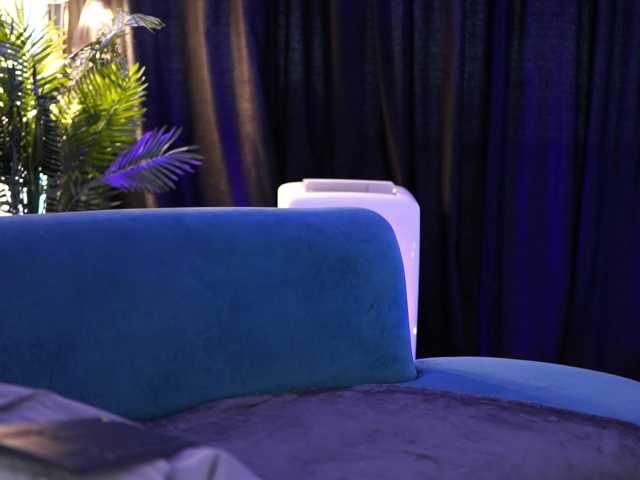 AishaBee live cam on BongaCams