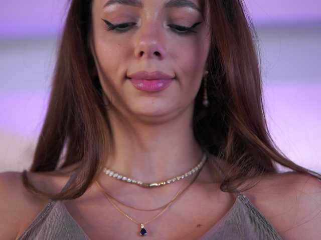 AishaBee live cam on BongaCams