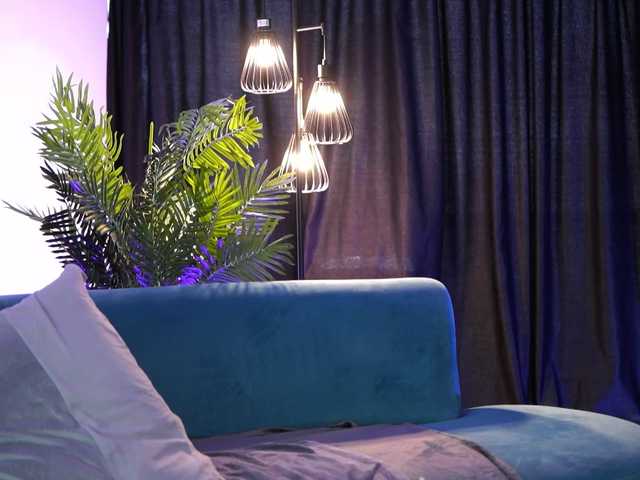 AishaBee live cam on BongaCams