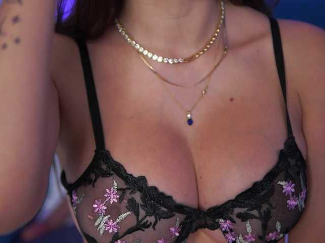 AishaBee