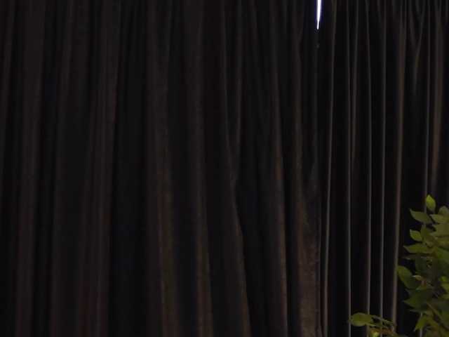 AishaBee live cam on BongaCams