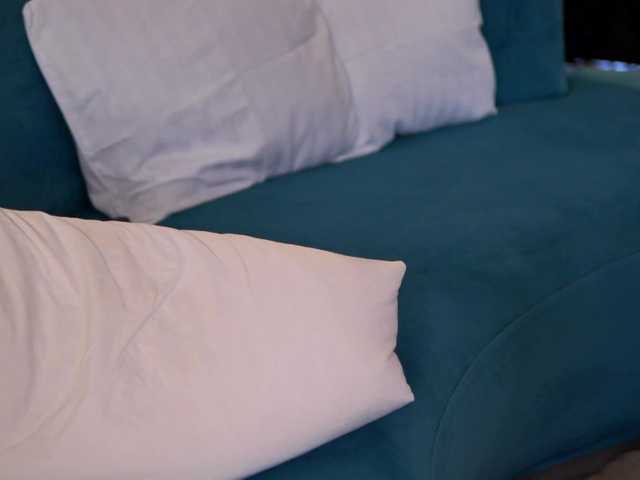 AishaBee live cam