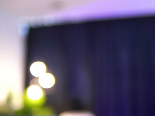 AishaBee live cam on BongaCams