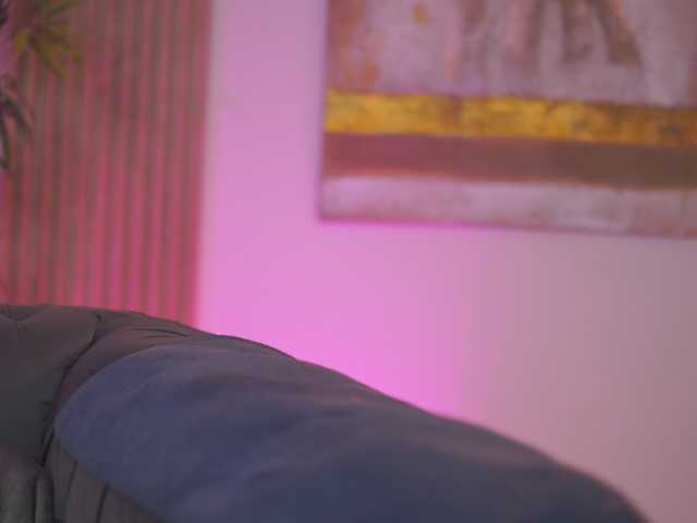 AishaBee webcam