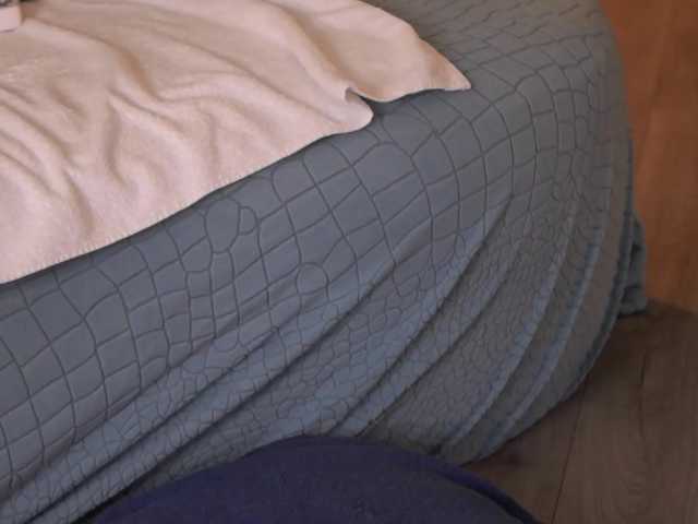 AishaBee live cam on BongaCams