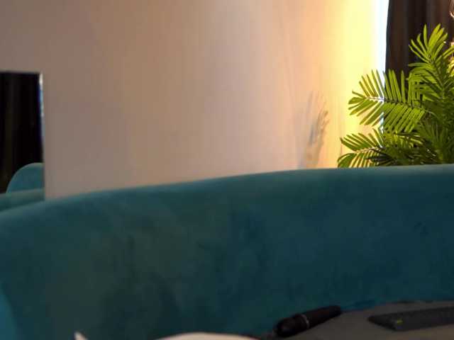 AishaBee live cam on BongaCams