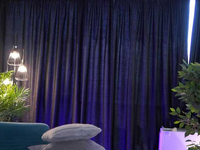 AishaBee live cam on BongaCams