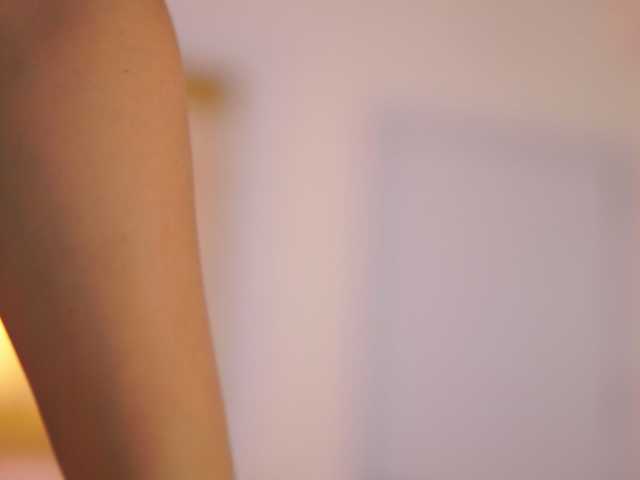AishaBee live cam on BongaCams