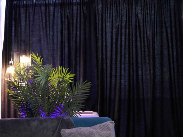 AishaBee live cam on BongaCams