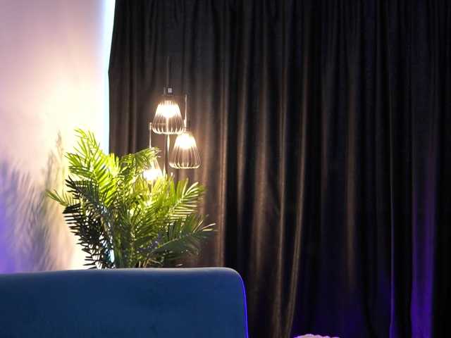 AishaBee live cam on BongaCams