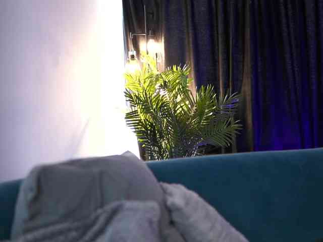 AishaBee Sex Cam Show