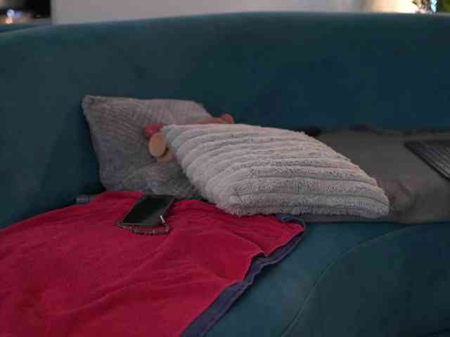 AishaBee webcam