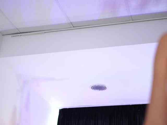AishaBee webcam