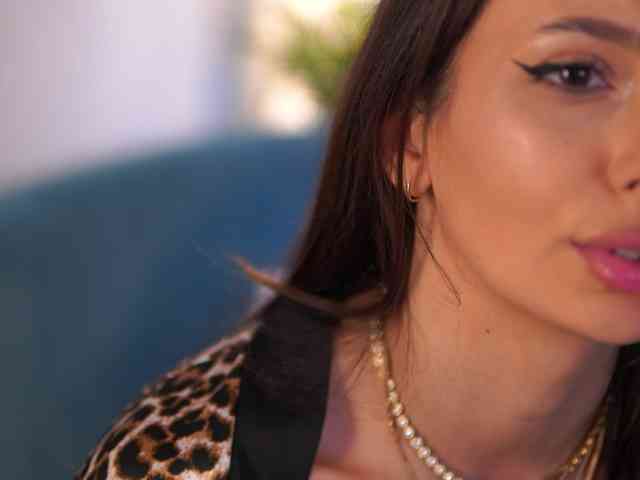 AishaBee