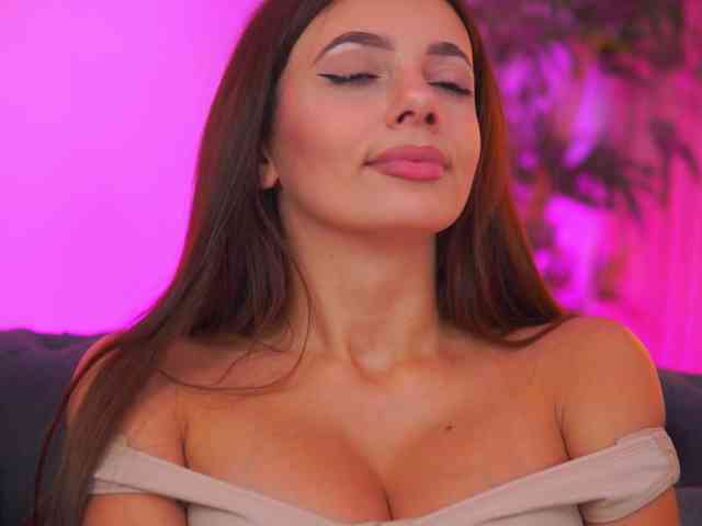 AishaBee