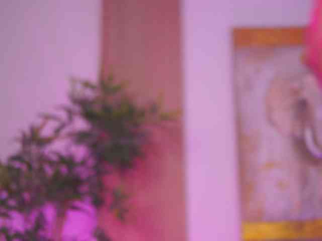 AishaBee webcam