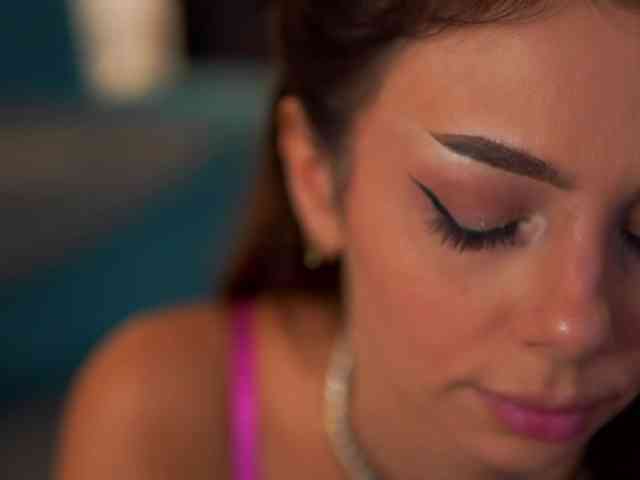 AishaBee webcam